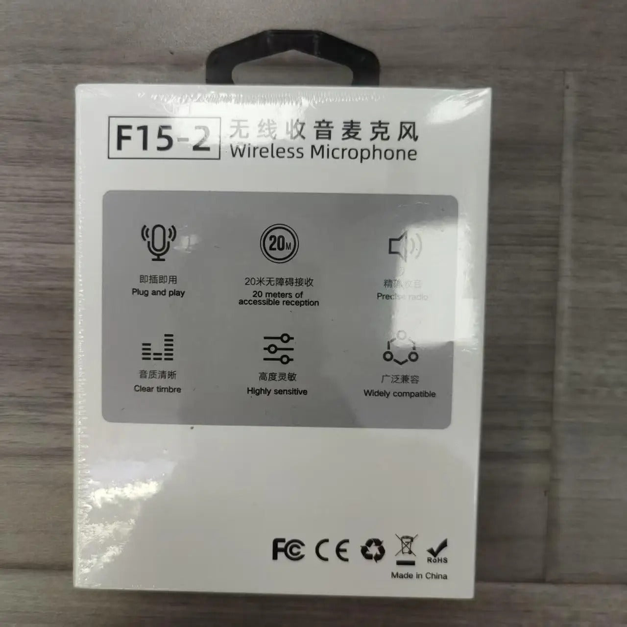 Wireless Microphone System with Dual Transmitters